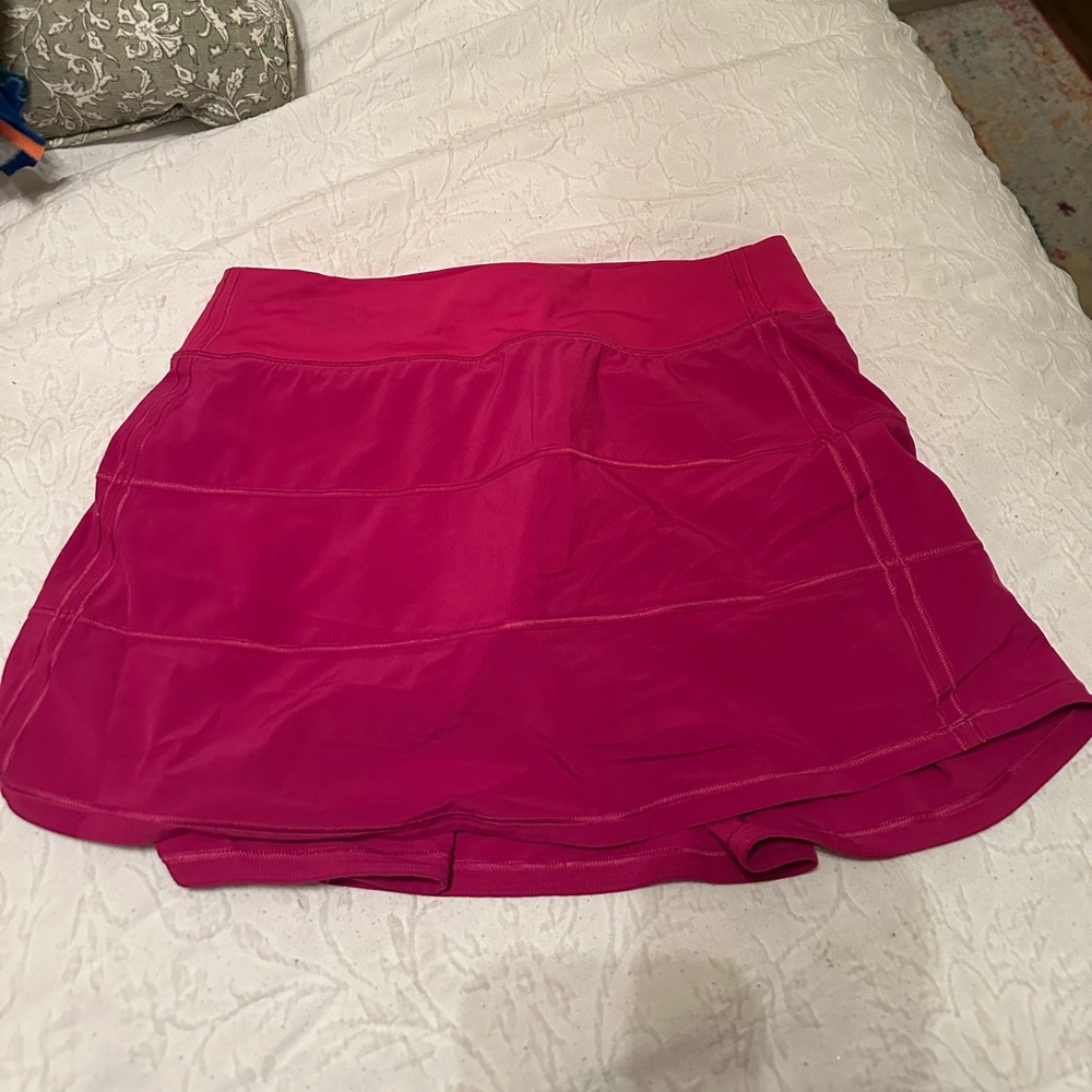 Lululemon pace rival skirt